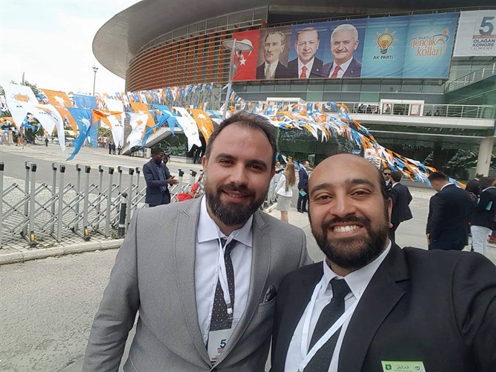 بالصور.. أردوغان يستعين بالهاربين من شباب «الإخوان» في حملته الانتخابية