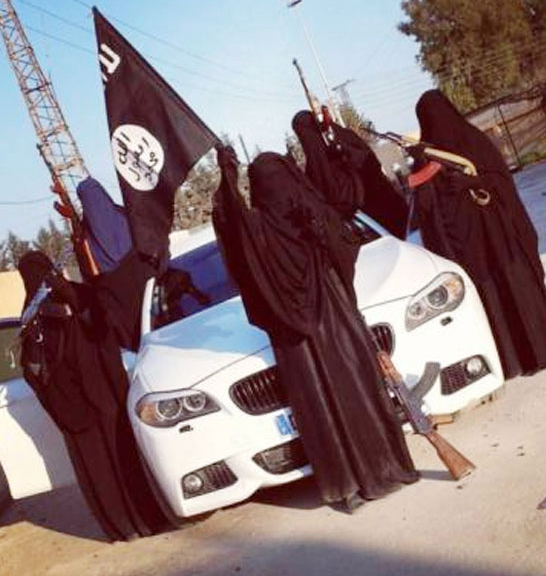 «شرطة الأخلاق»..عُرف إيراني استلهمه «داعش» 