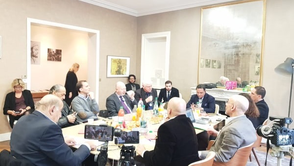 جانب من الندوة