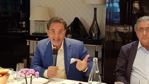  الكاتب الصحفي عبدالرحيم