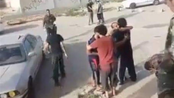 المعتقلين لحظة خروجهم