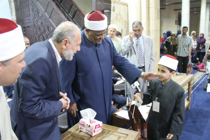 «الرواق».. درع الأزهر