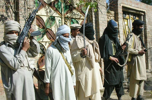 عشرات القتلى في معارك