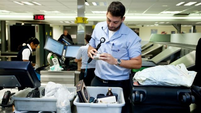أمن المطارات.. هاجس