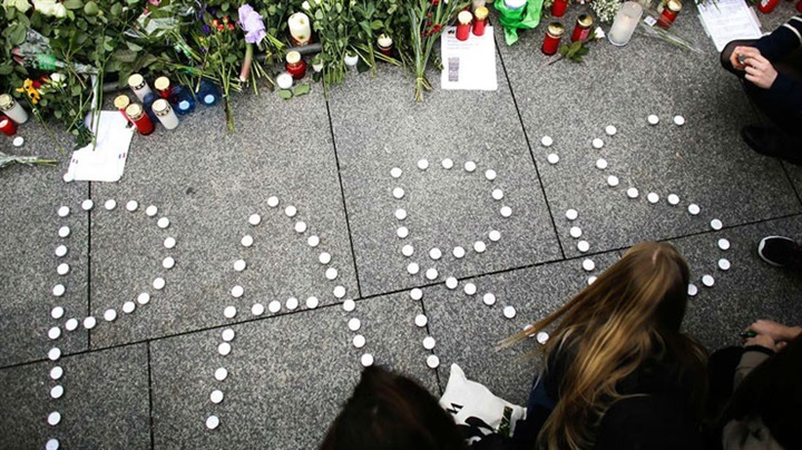 الفئة «إس» تُعيد