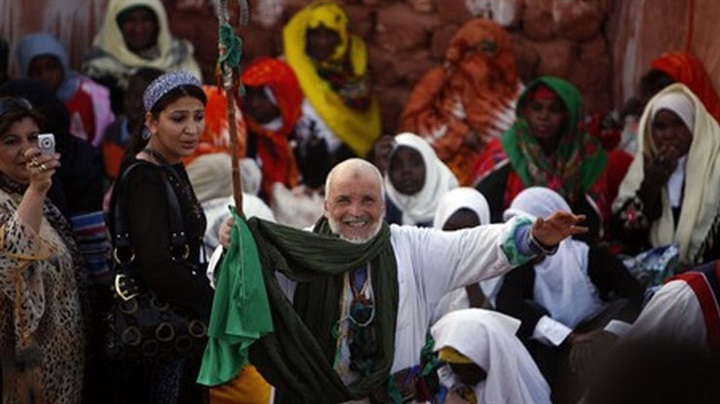 ما موقف السلطة من