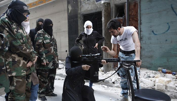 إعادة توظيف النساء