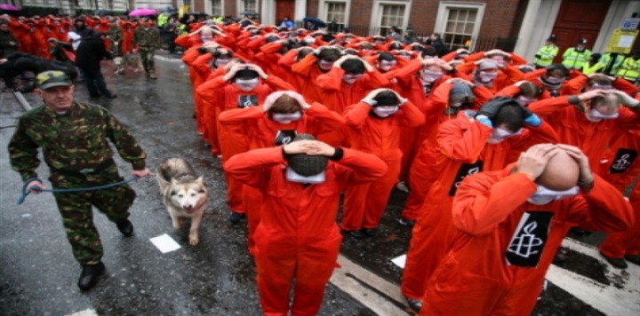 «جوانتانامو» يشيخ..