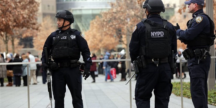 طرود متفجرة في أمريكا..