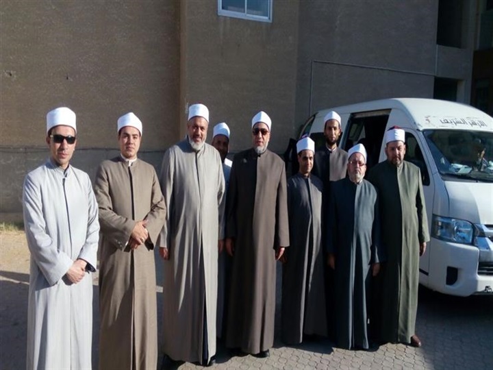 شكَّل لجنة مختصة