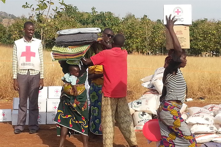 مأساة جديدة.. نزوح