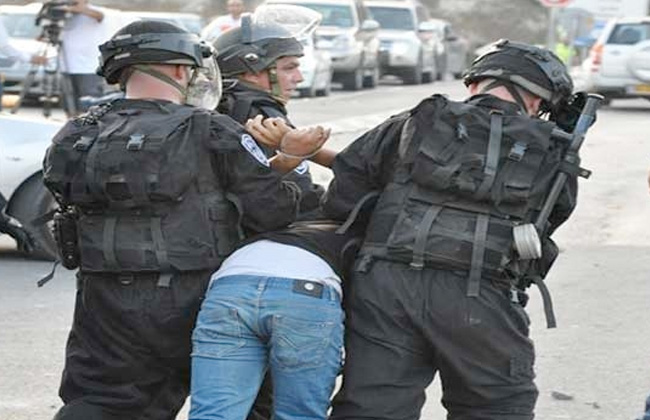 «الخليفة يتخلى عن