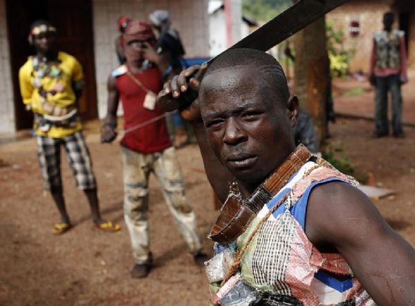 ماهية وأصول الجماعات