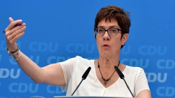 الإرهاب يدق أبواب