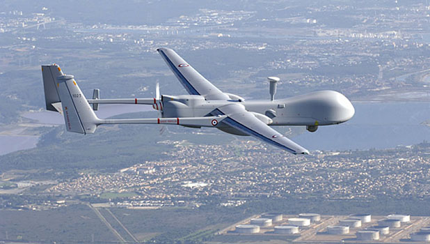 الدرونز القاتلة تطير