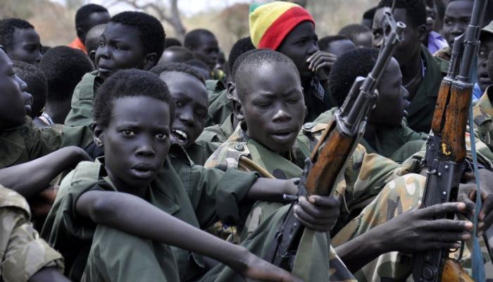 بالخطف والتهديد..