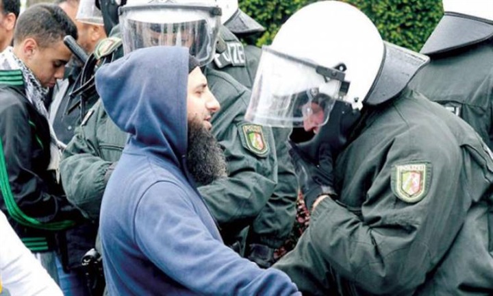 بمشروع قانون.. الإخوان