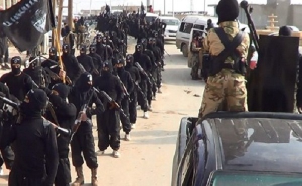 «التطرف» أمام مرآة