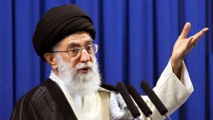 الفساد يضرب نظام