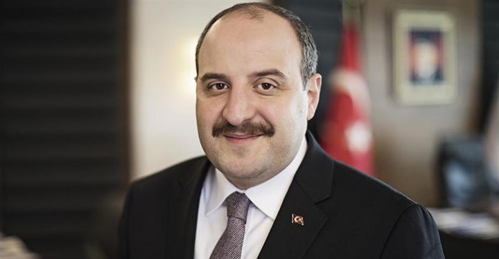 وزير الصناعة والتكنولوجيا