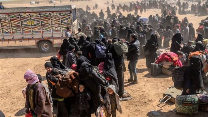 «الوقاية والاحتواء»..