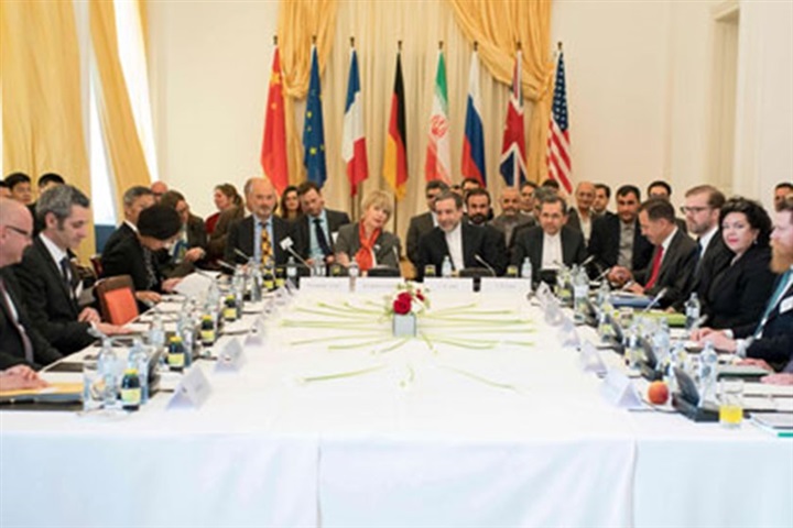 الشارع الإيرانى ينتفض