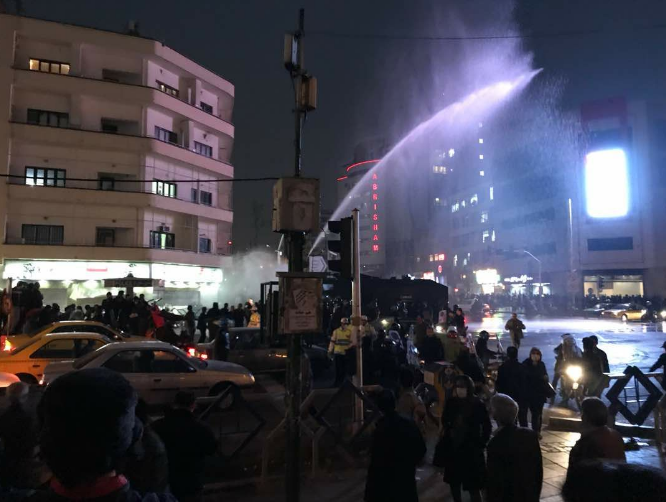 بعد مقتل 20 متظاهرًا..