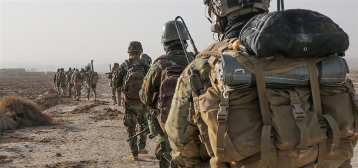 قبيل الكريسماس..