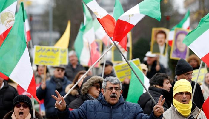 داخل إيران وخارجها..