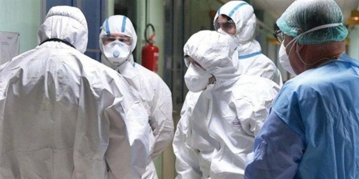 بمخالب «كورونا»..