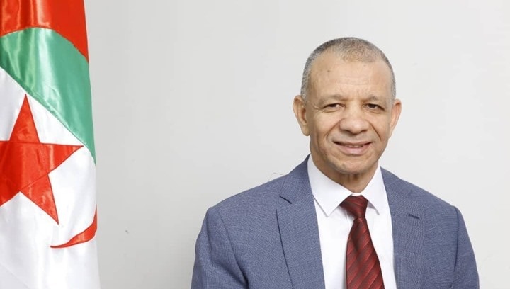 لصوص الحراك الشعبي..