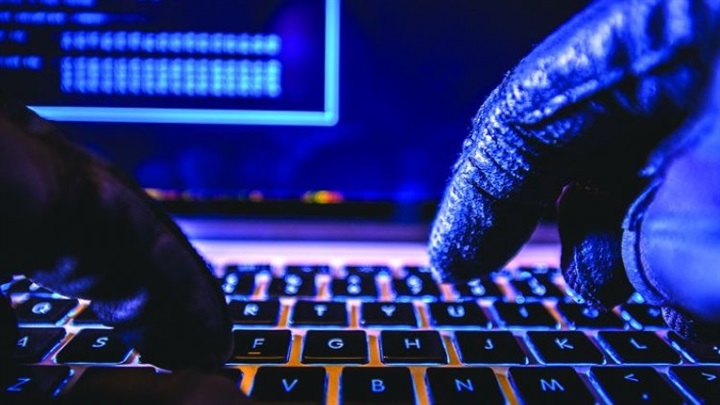  بيتكوين واحتيال