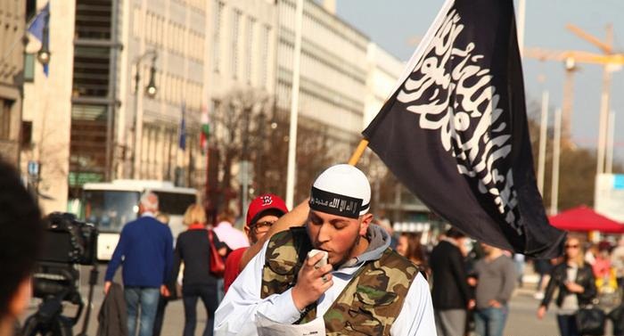 وثيقة ترصد محاولات