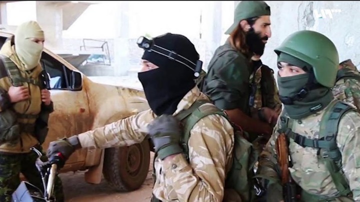 مركب الارهاب يغرق