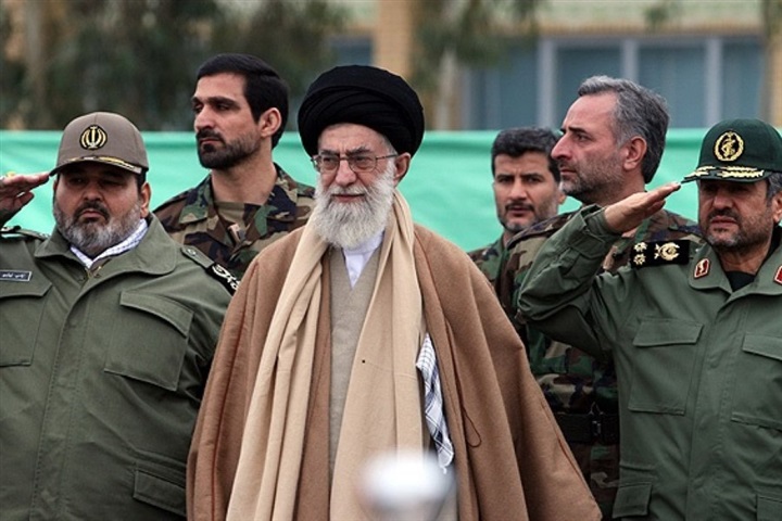 الجيش الإيراني والحرس