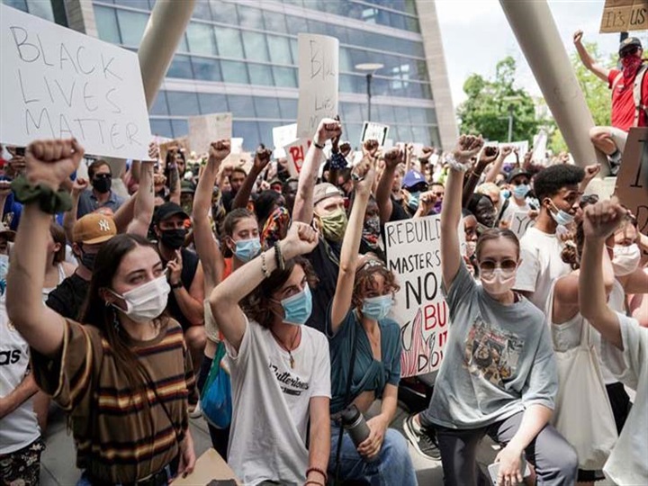 سلمى رزفي.. حقوقية