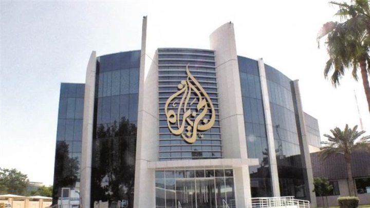 «غادة عويس».. لسان