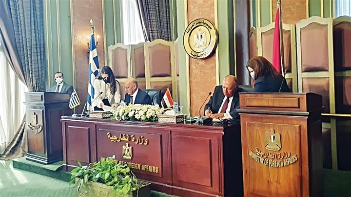 غاز المتوسط وحدوده