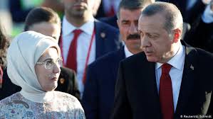 على أرض المصالح..