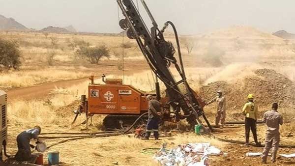 نفط وذهب وياقوت..