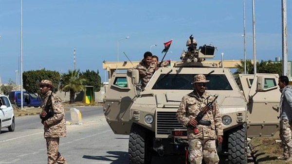 «لجنة العشرة».. الليبيون