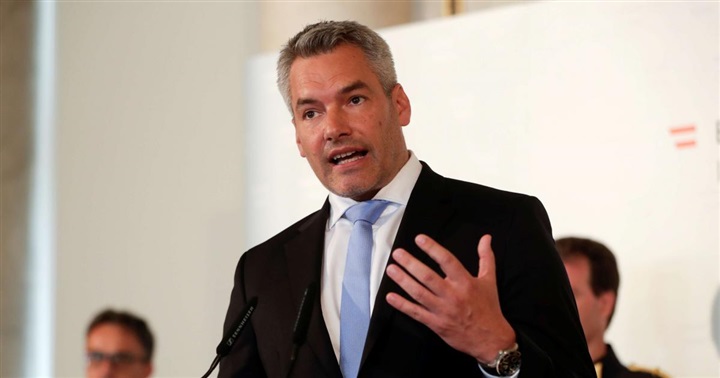 وزير الداخلية النمساوى،