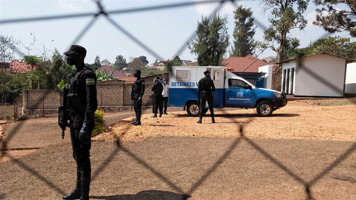 الانخراط الرواندي