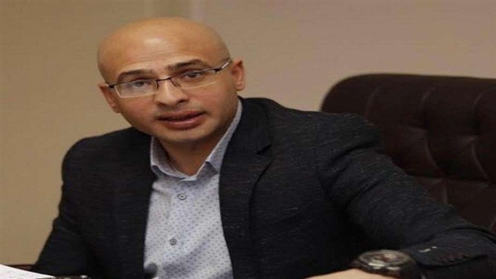 عمرو فاروق،  الباحث