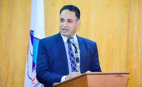 أمام البرلمان الإيراني..