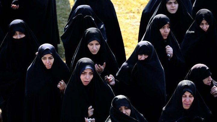 باحتجاجات عارمة..