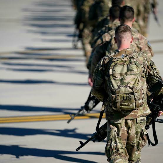 من يملأ الفراغ الأمريكي