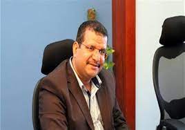  علي بكر، الباحث