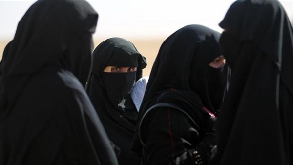 ماكينات للقتل.. داعشيات