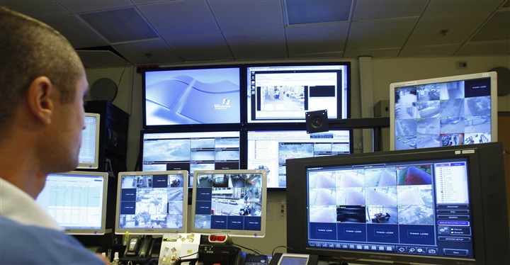 «بيريز» تفضح هشاشة